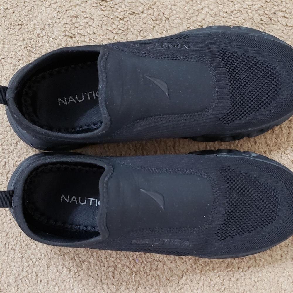 Nautica black sneackers